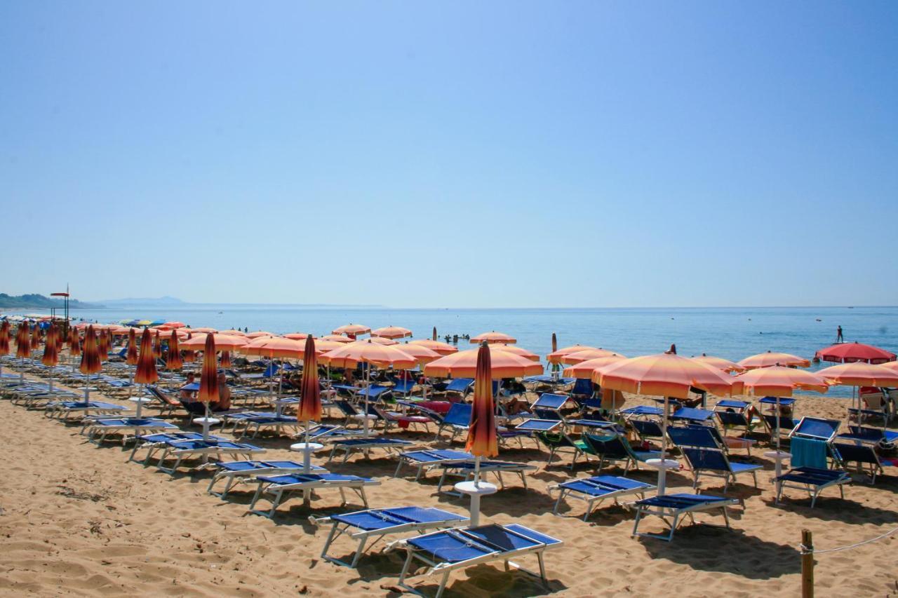 Zeta Club Selinunte Hotel Marinella di Selinunte Eksteriør billede