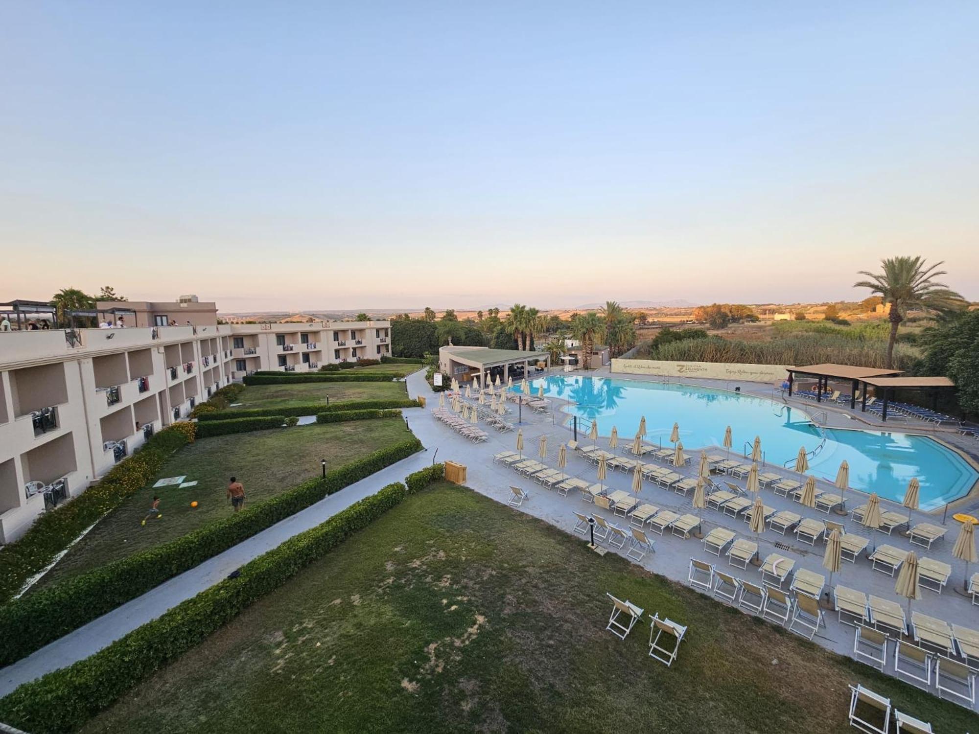 Zeta Club Selinunte Hotel Marinella di Selinunte Eksteriør billede